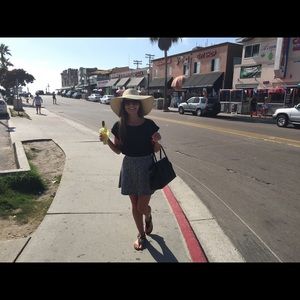 Meet your Posher, Jan